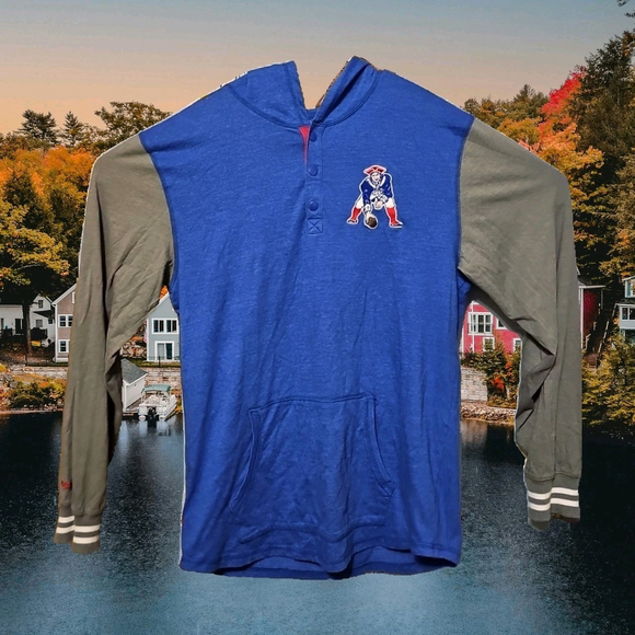 New England Patriots Mitchell & Ness Throwback Hoodie Shirt Long Sleeve Sz Large - Picture 1 of 15
